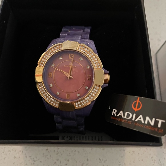 Radiant purple Watch - Picture 1 of 6
